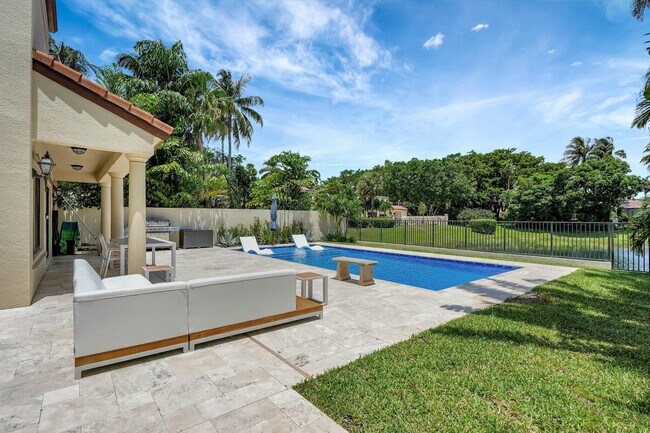 Building Photo - 23443 Mirabella Cir