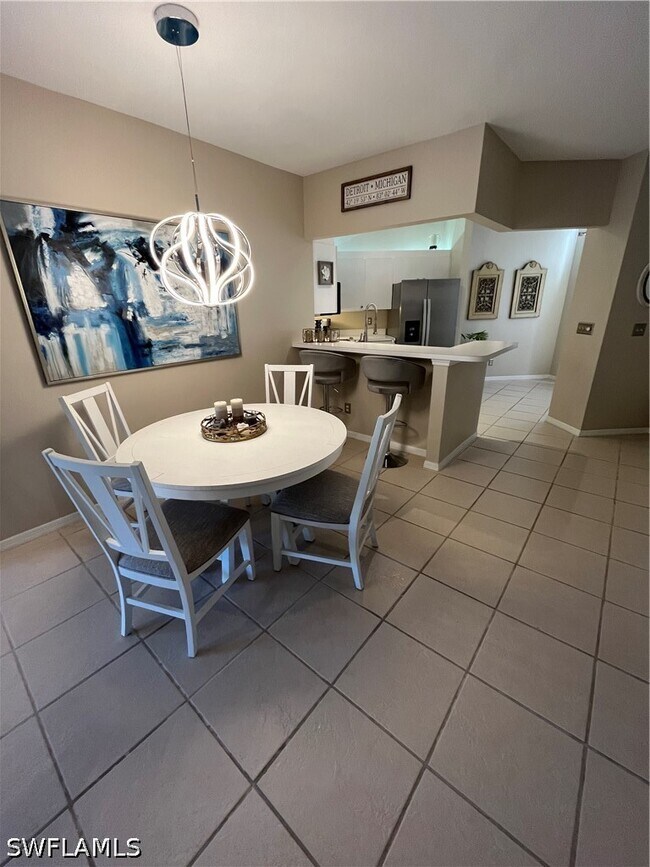Building Photo - 3715 Fieldstone Blvd