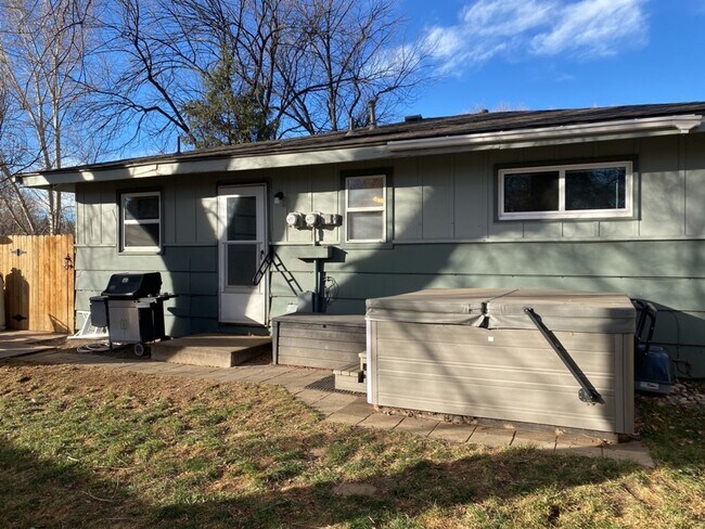 Building Photo - 1724-1726 Morningside Dr