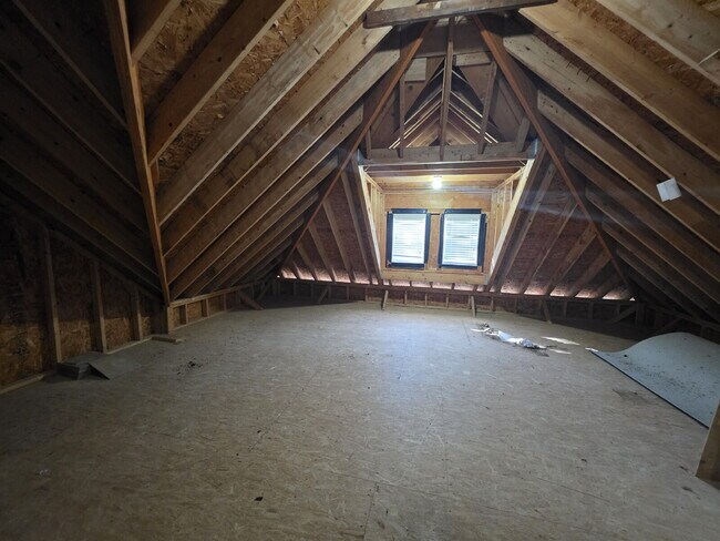 Building Photo - Spacious 4-Bedroom Home for Rent in Kings Grant Fayetteville – 15 Minutes from Fort Bragg