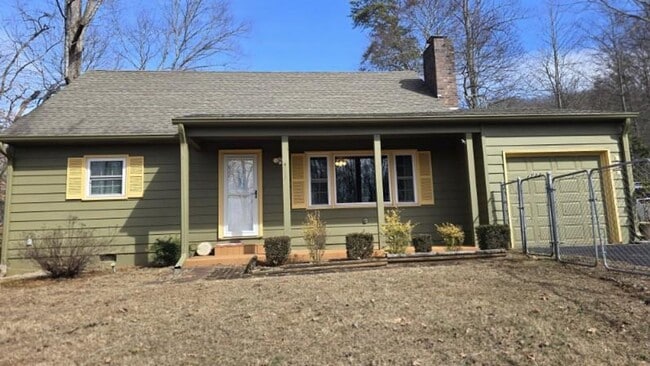 Building Photo - 3 Bedroom 2 Bathroom home for rent