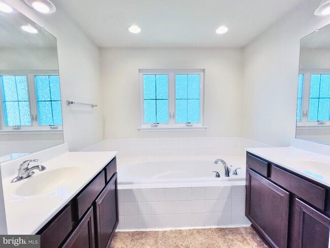 Building Photo - 37 Rapidan Dr