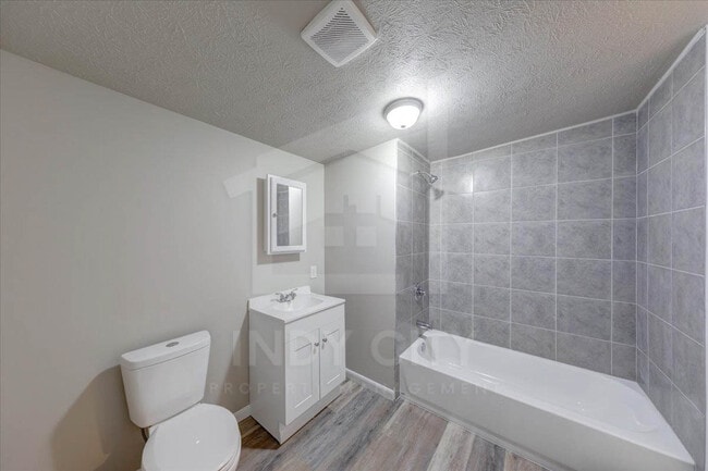 Building Photo - 1625 N Berwick Ave