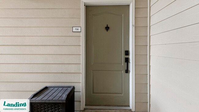 Building Photo - 6101 N Riverside Dr