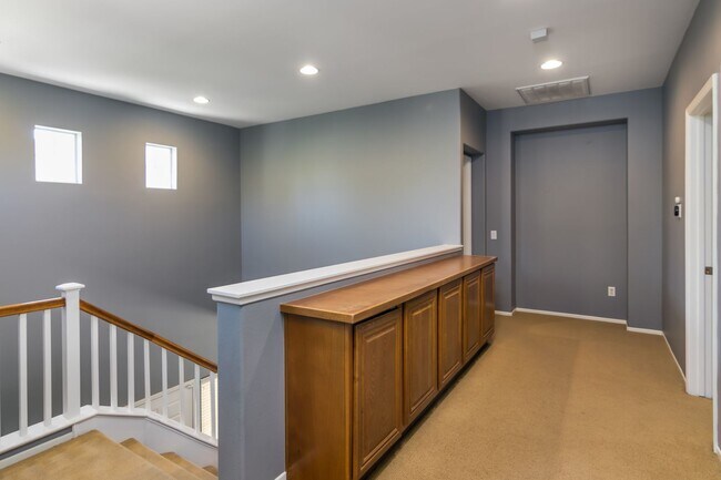 Building Photo - 28031 Alta Vista Ave