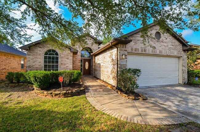 Building Photo - 20127 Jasper Oaks Dr