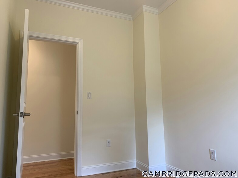 Building Photo - 20 Chauncy St