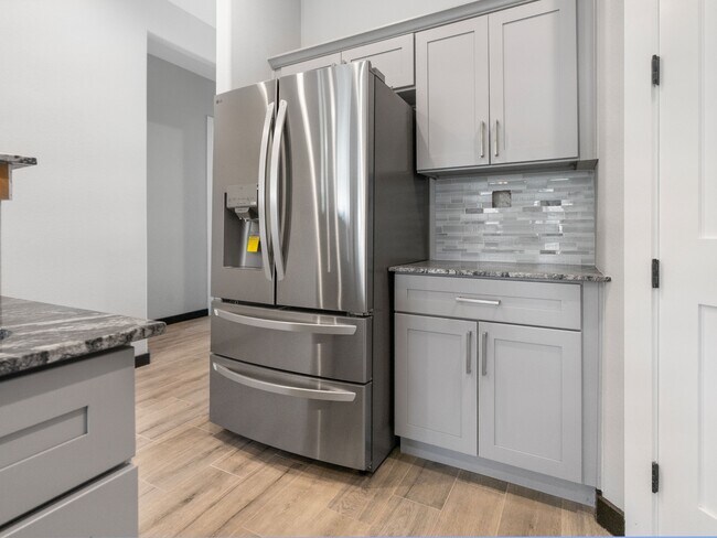 Building Photo - 209 Silverleaf Rd