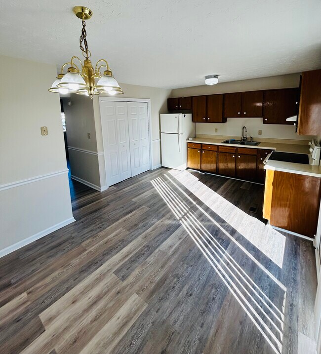 Kitchen - 508 Yorktowne Pl