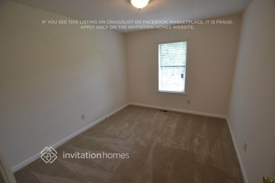 Building Photo - 2289 Chestnut Pl