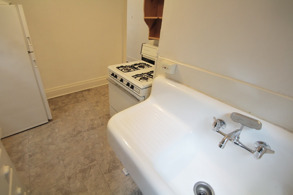 Building Photo - 609 Mifflin Ave