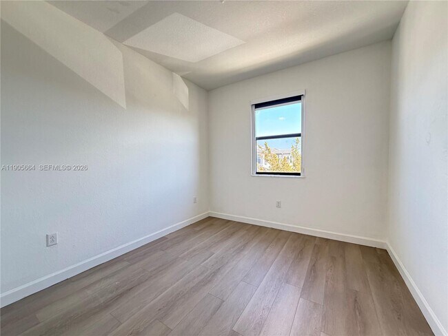 Building Photo - 28622 SW 133rd Ct