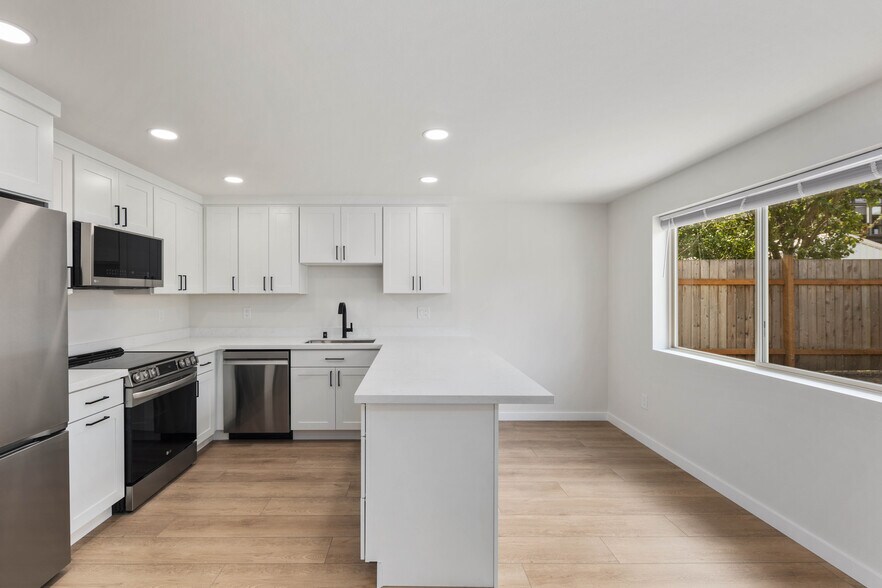 Building Photo - 2201 NW 64th St