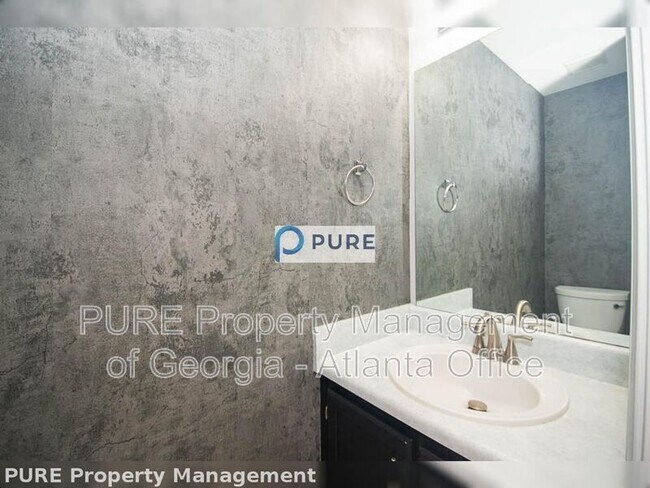 Building Photo - 3729 Wavetree Pass NW