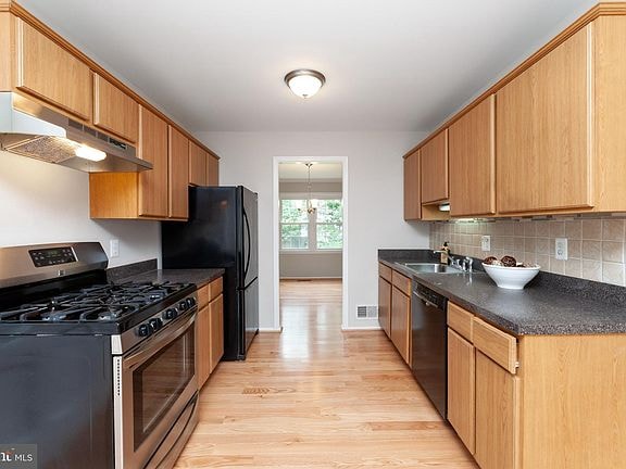 Building Photo - 5307 Greenough Pl