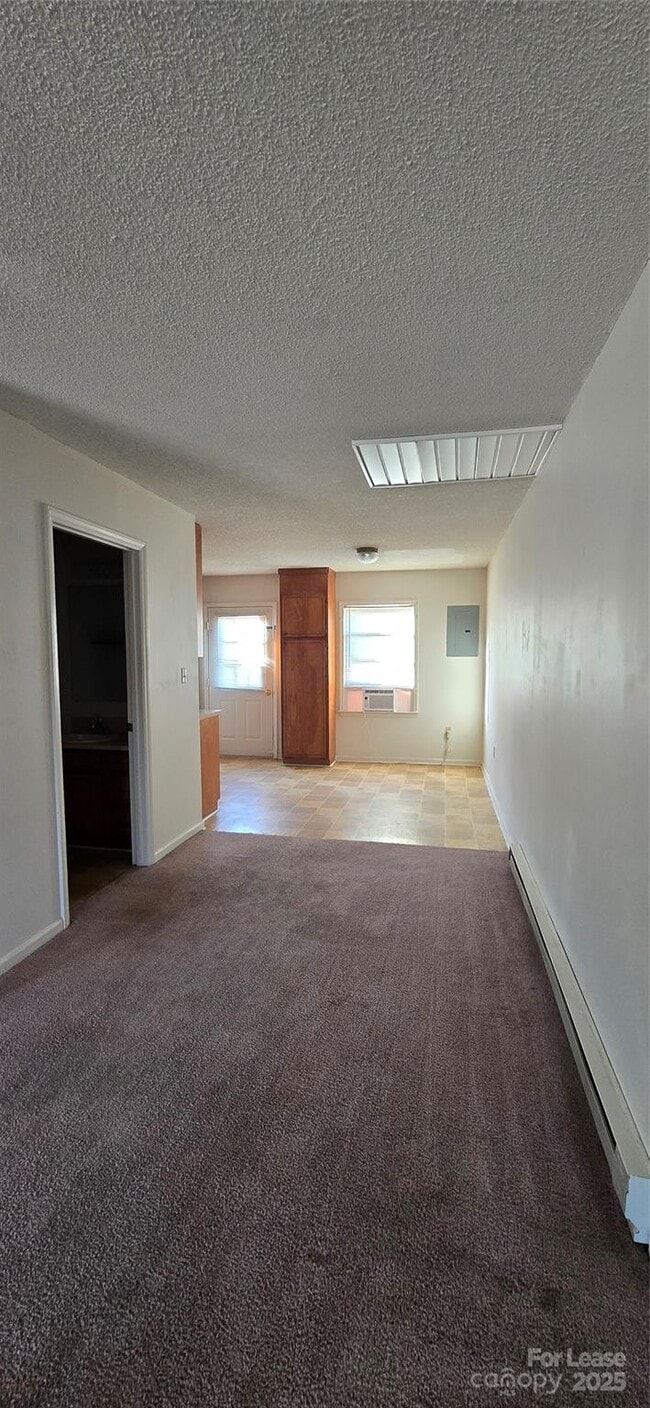 Building Photo - 322 Delmar St