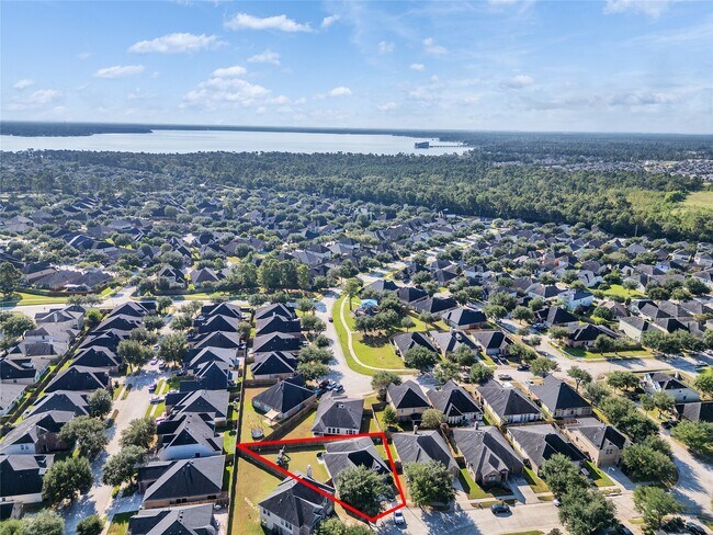 Building Photo - 16022 Coco Shores Ct