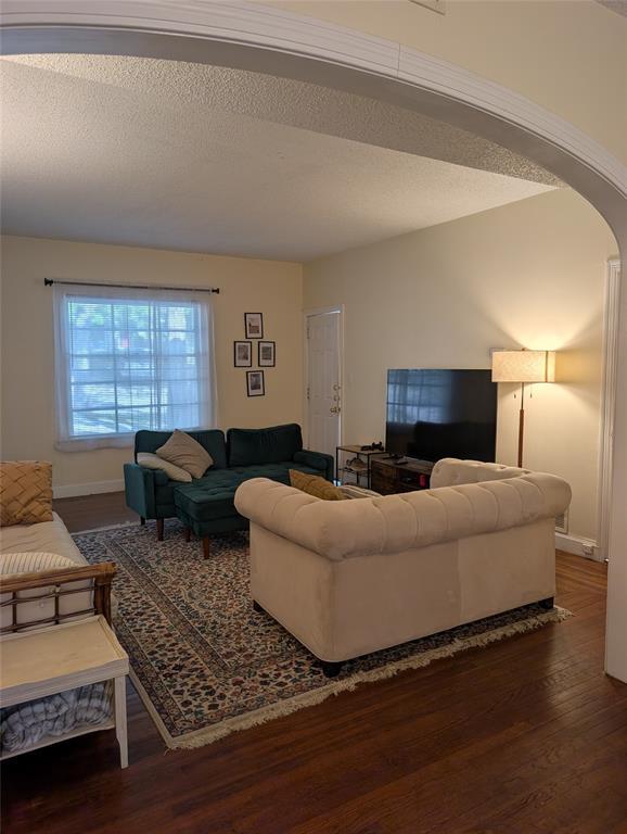 Building Photo - 3119 Tom Green St