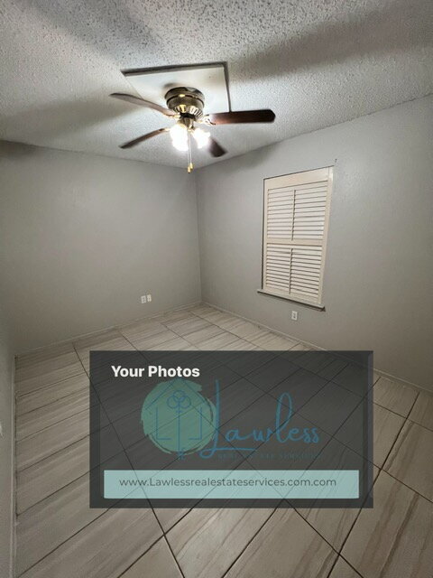 Building Photo - Charming 2-bedroom, 1-bath duplex with large fenced in yard.