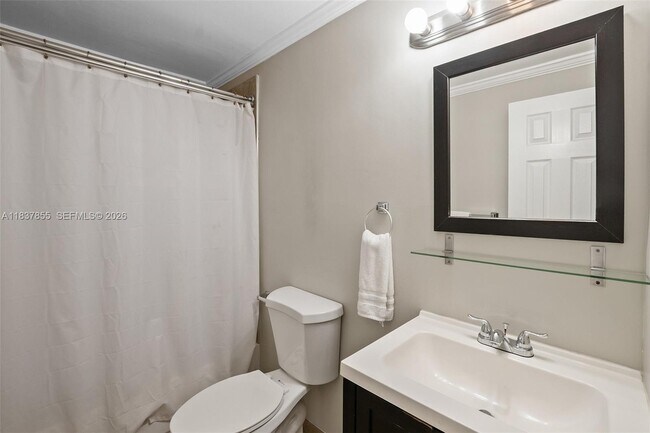 Building Photo - 2200 S Ocean Dr