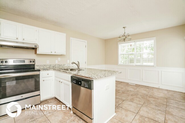 Building Photo - 3508 Lake Towne Dr