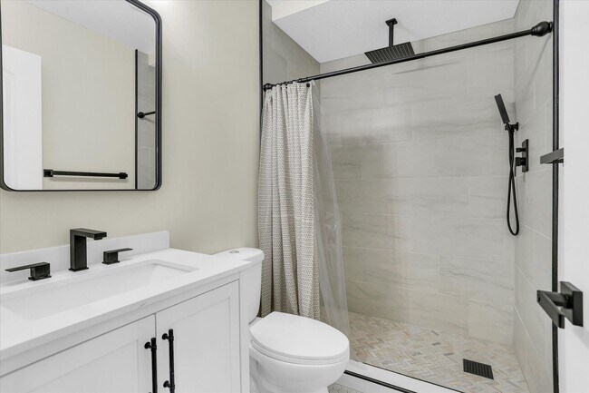 Building Photo - 4011 Danbury Dr