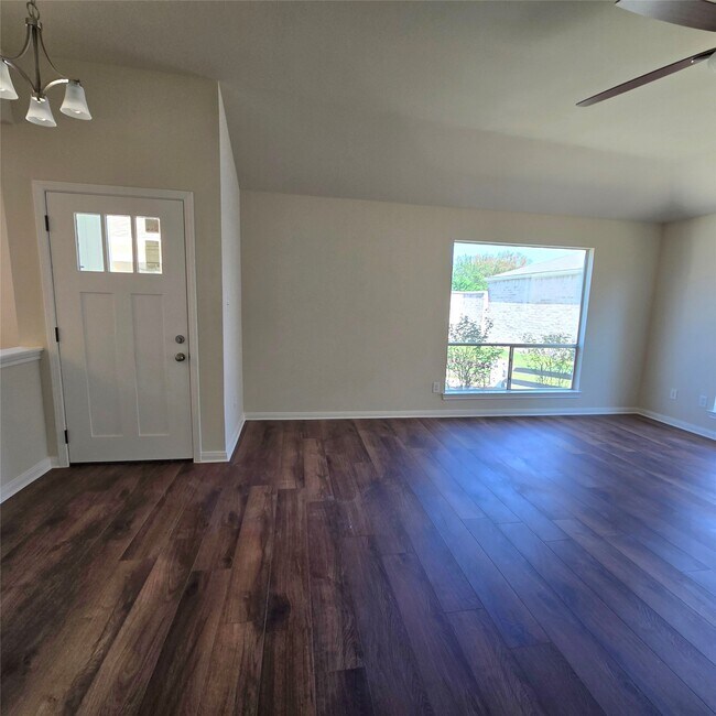 Building Photo - 3535 Upfield Dr
