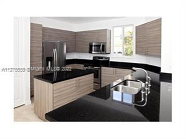 Building Photo - 2735 SW 81st Ter