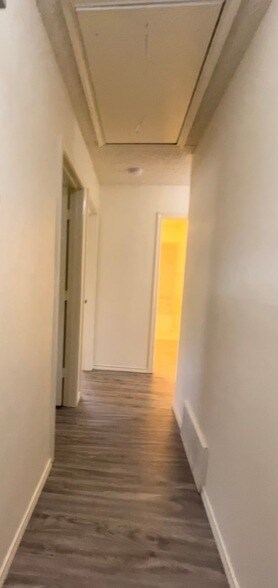 Building Photo - 901 Waterview Ln