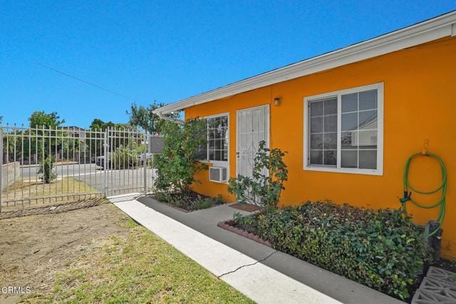 Primary Photo - 9501 Steele St