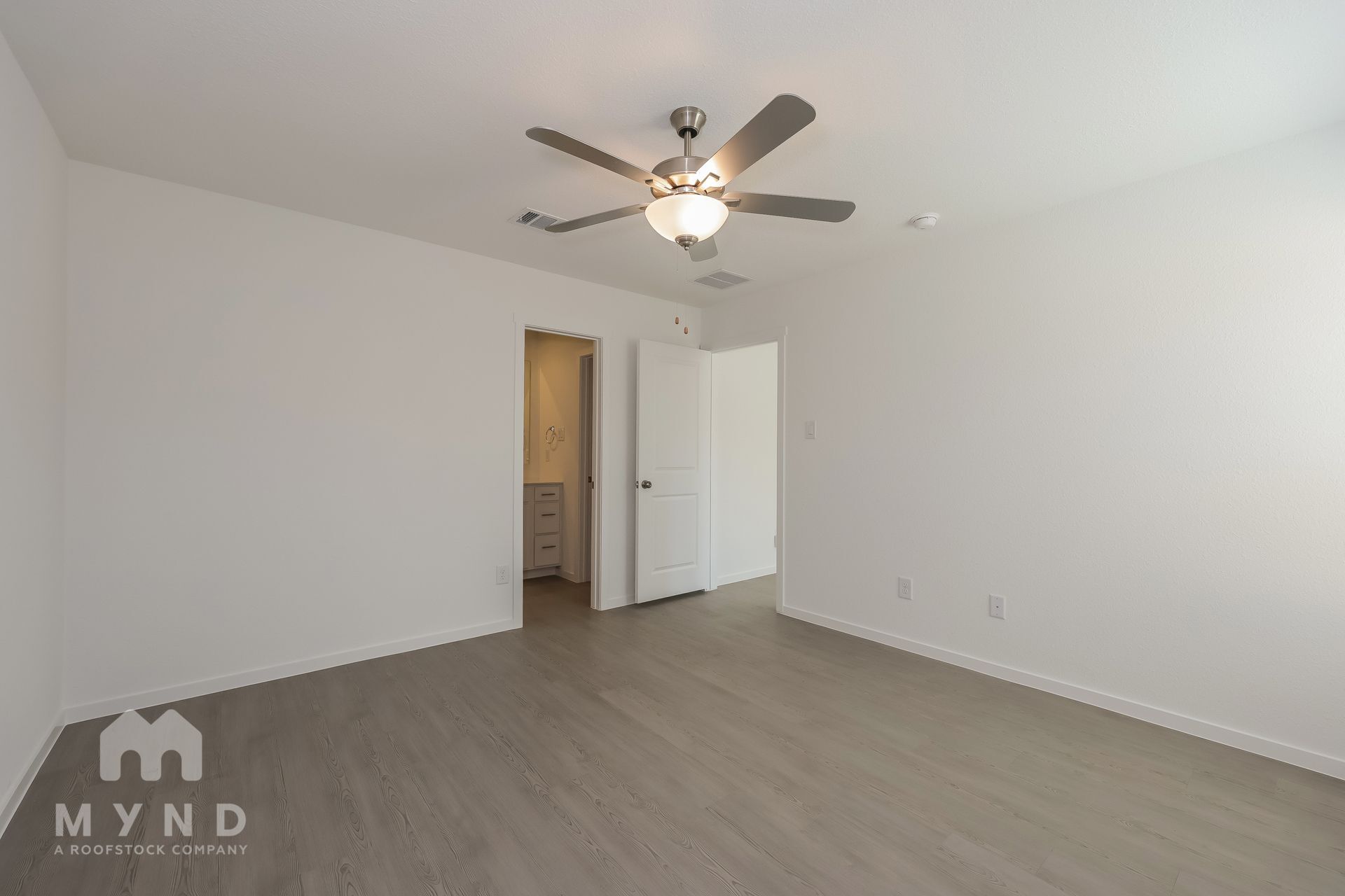 Building Photo - 2768 Ctr Crk Ln