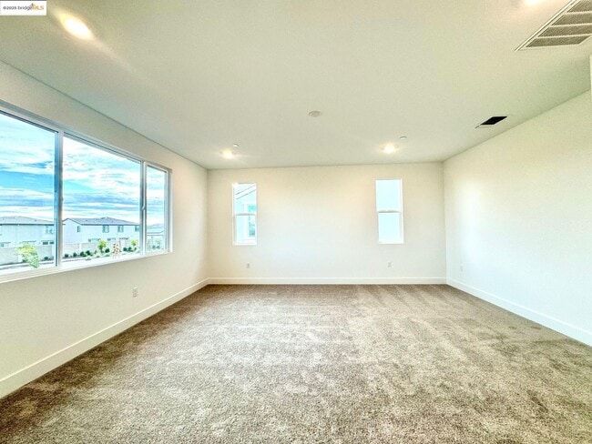 Building Photo - 2850 Talkeetna St