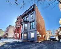 Building Photo - 147 Grant Ave