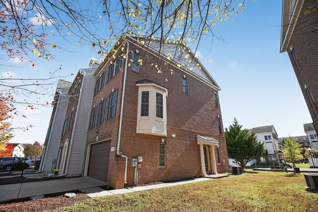 Building Photo - 11505 Scotch Hills Pl