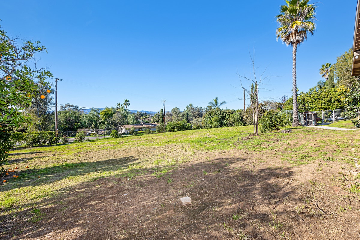 Building Photo - 1720 Via Entrada