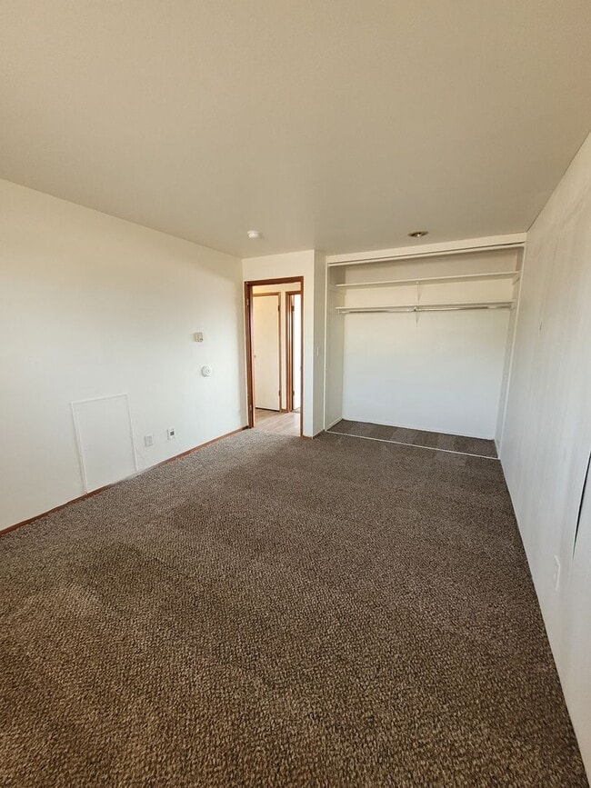 Building Photo - 207-209 Carswell Dr