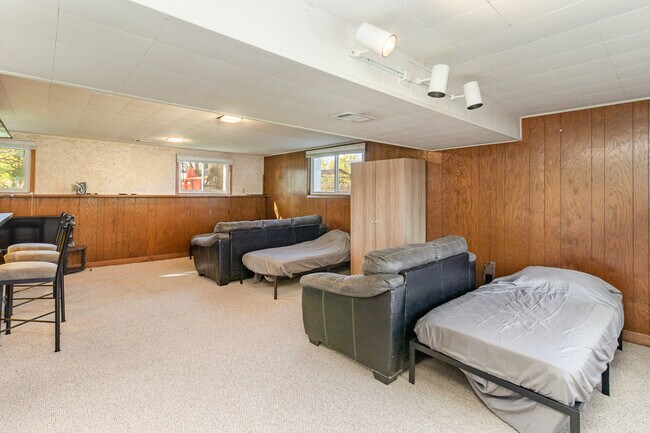 Recreation room/5th bedroom - 3937 Pumice Ct