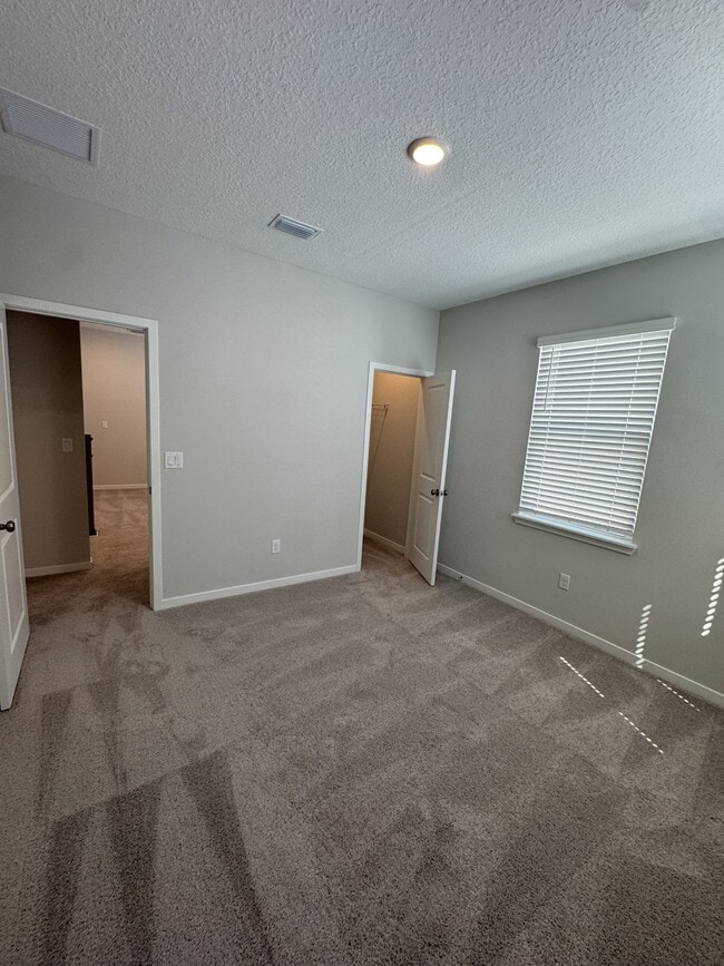 Building Photo - 96430 Stillpoint Wy