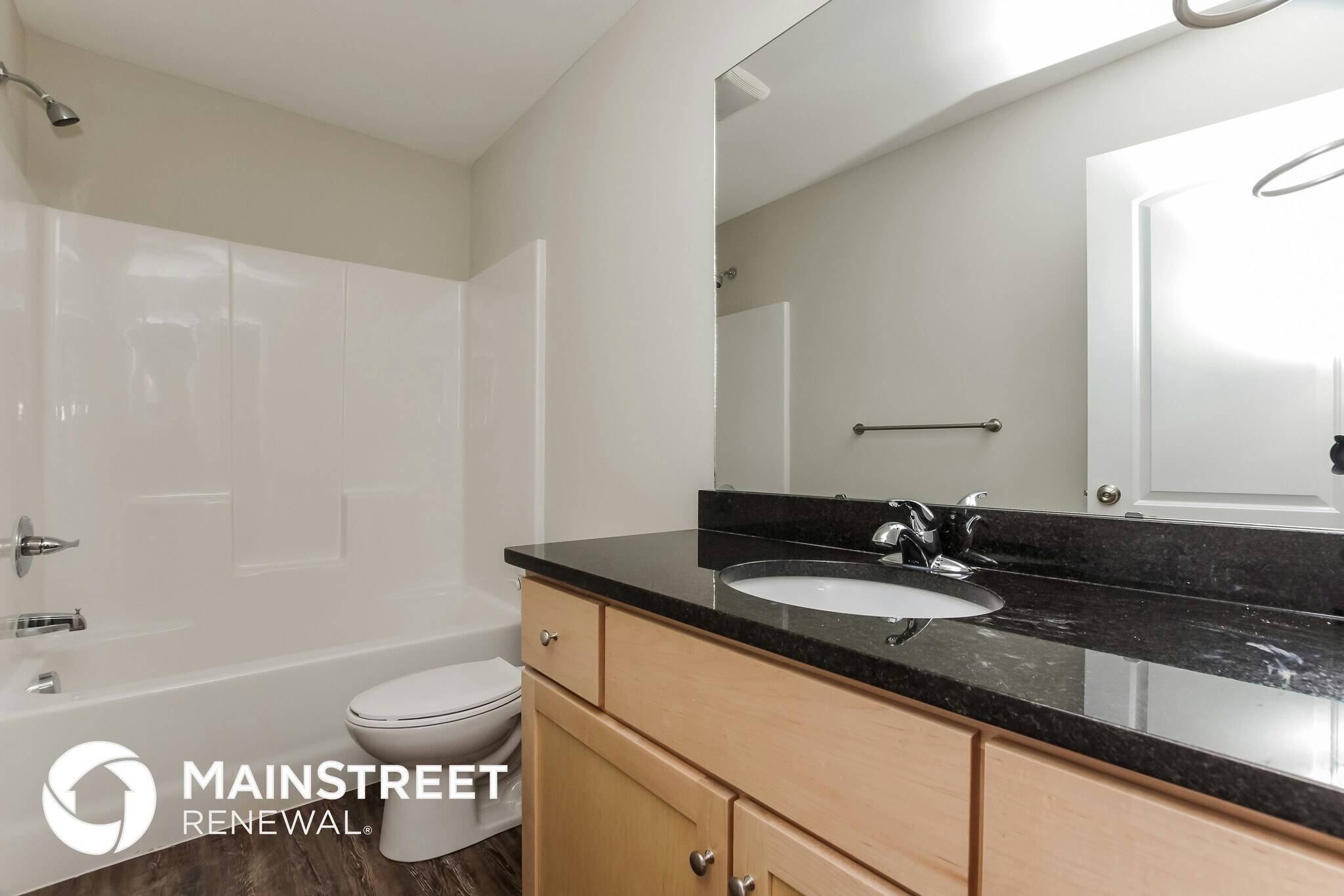 Building Photo - 510 Rogers Lake Rd E