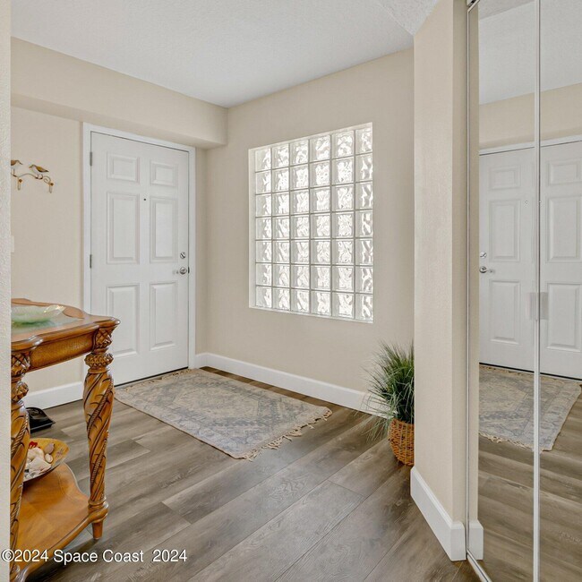 Building Photo - 2805 N Hwy A1A