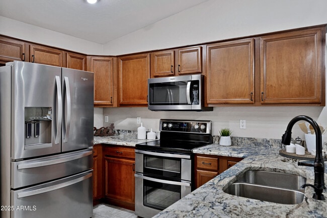 Building Photo - 4374 S Mariposa Dr