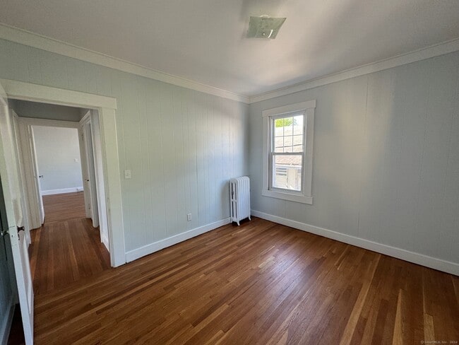 Building Photo - 1253 Forest Rd