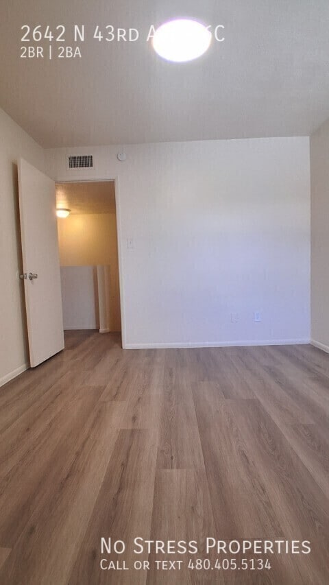 Building Photo - 2642 N 43rd Ave