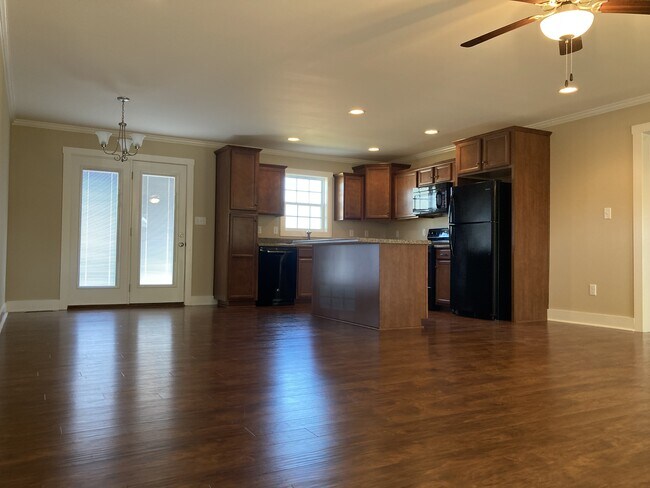Building Photo - 2910 Gunsmoke Trail Way