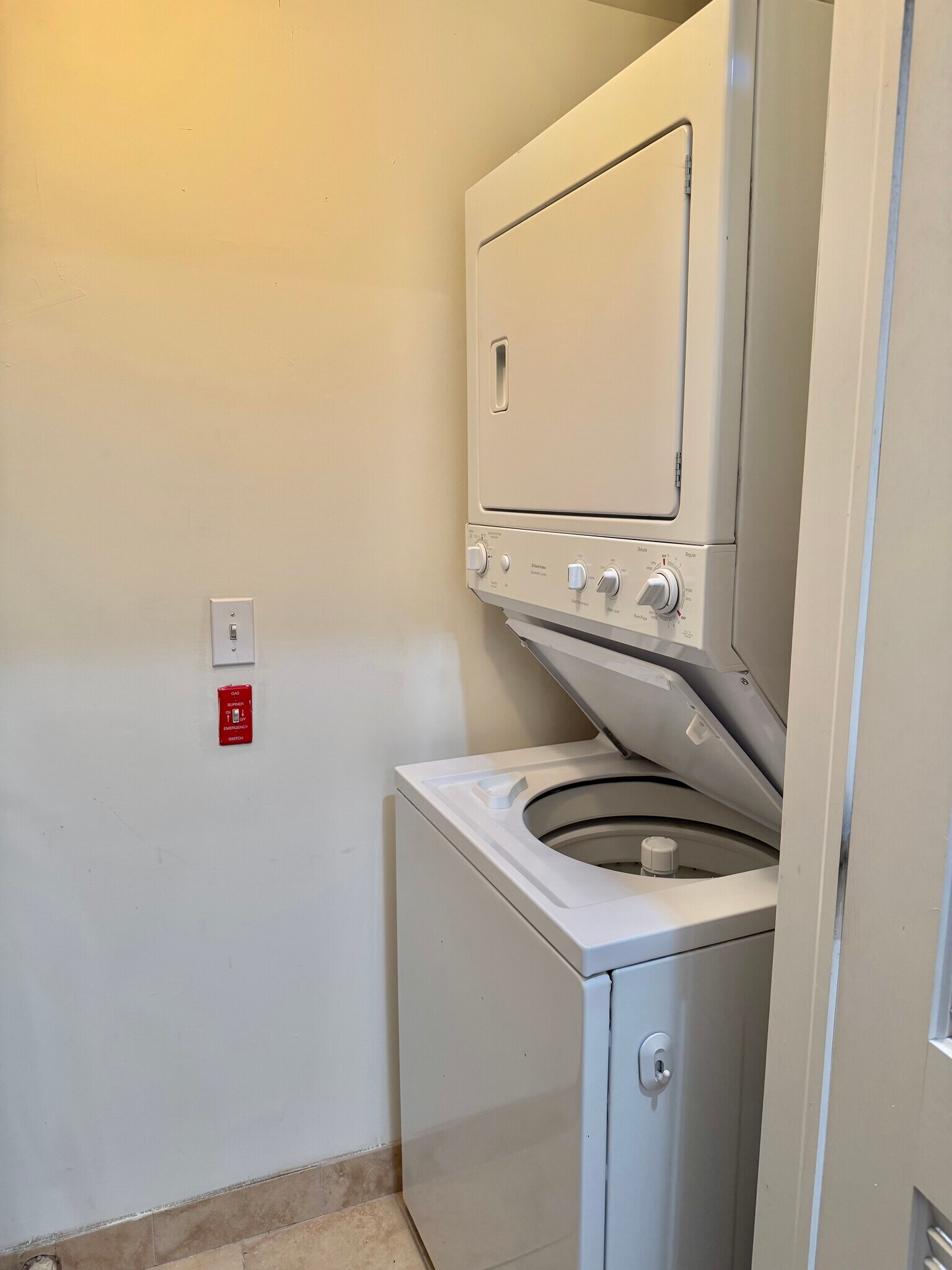 Building Photo - 203 Hackensack Plank Rd