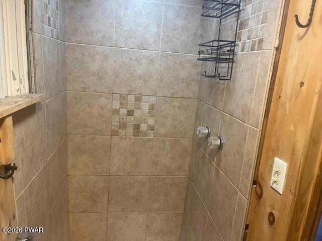 Building Photo - 112 Maurauder Ln