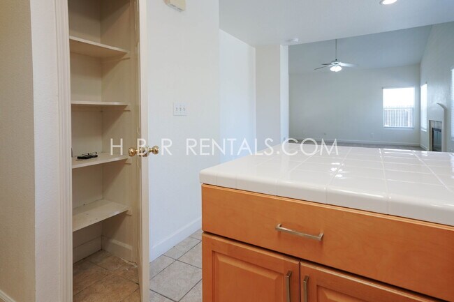 Building Photo - Charming 3-Bed, 2.5-Bath Home in One of Tr...