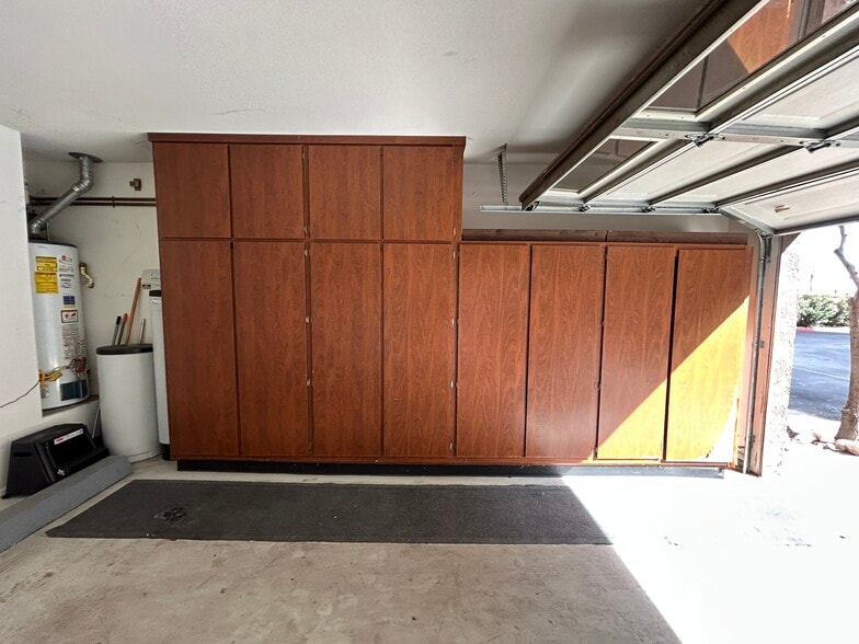 Building Photo - 6605 N 93rd Ave