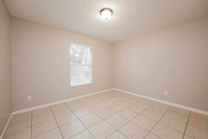 Building Photo - 719 Rue Labeau Cir