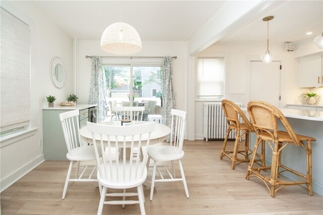 Building Photo - 33 Slocum St